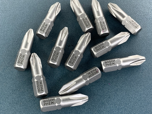 電動(dòng)批頭視覺(jué)定位打標(biāo)流水線(xiàn)視頻